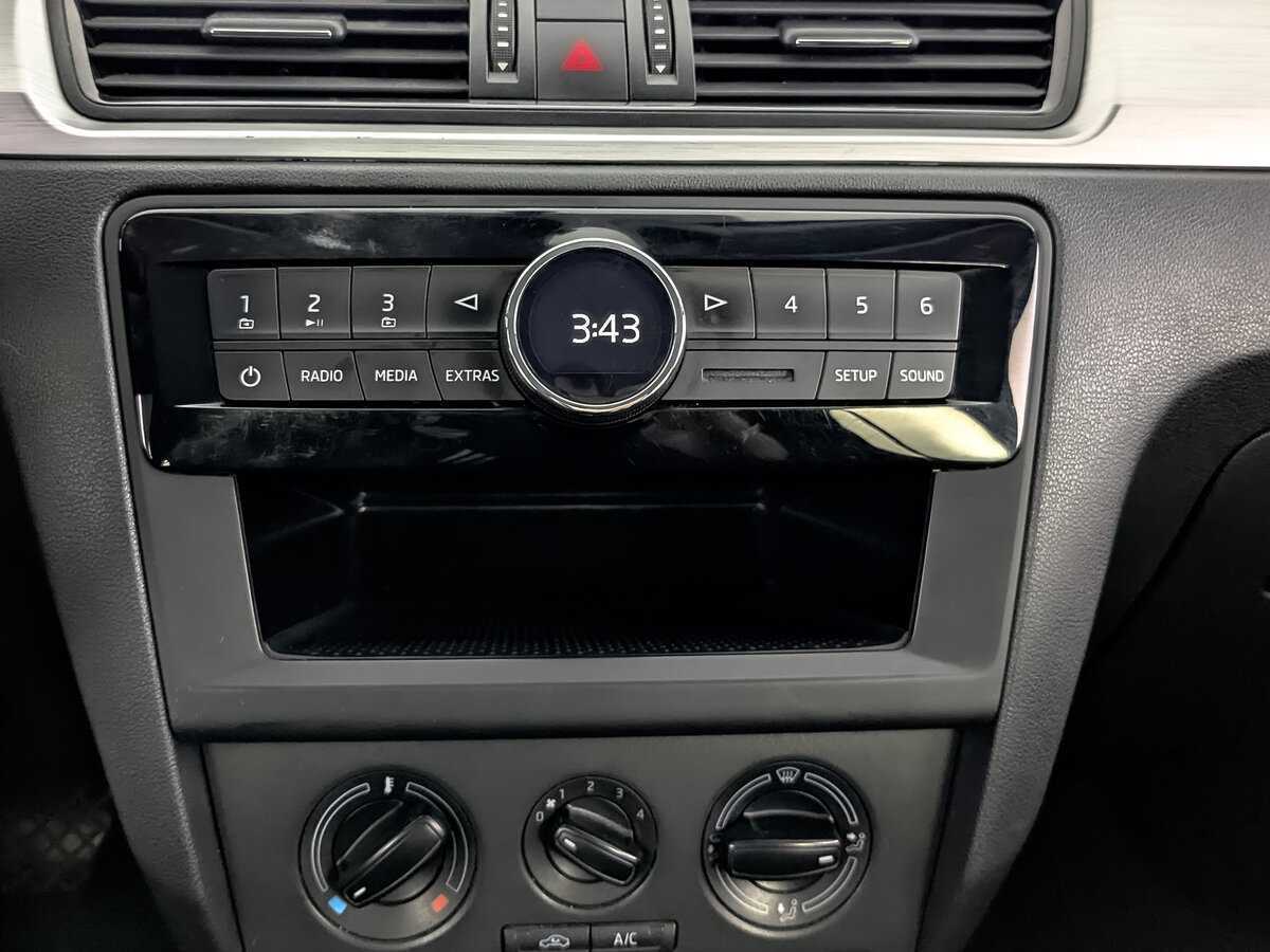 Купить Шкода Рапид, 2015, 177 980 км.. Фото: #12