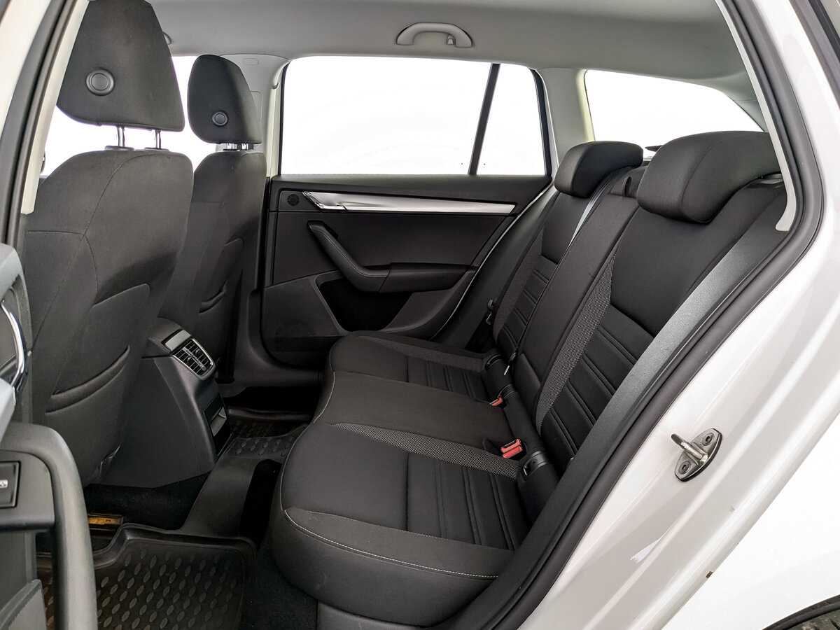 Купить Шкода Октавия, 2017, 140 527 км.. Фото: #9