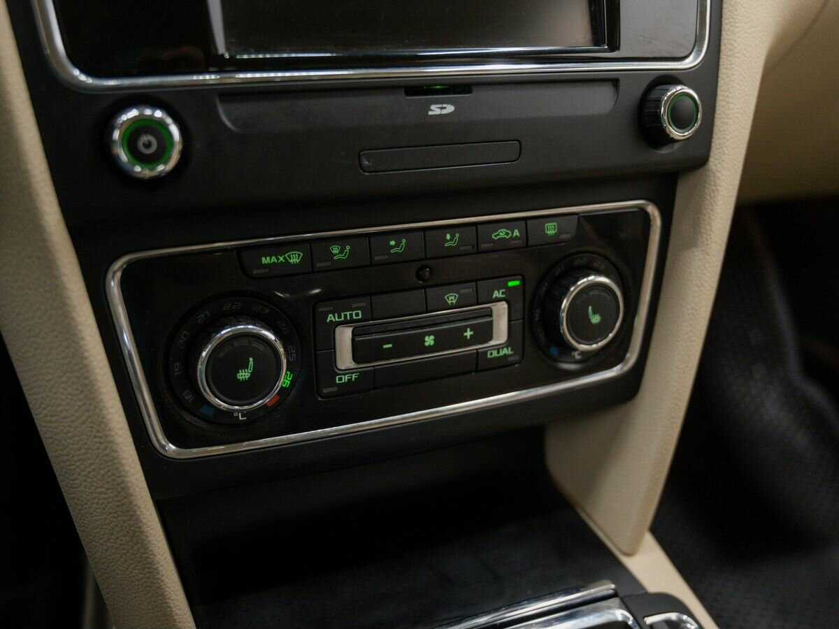 Купить Шкода Суперб, 2012, 288 337 км.. Фото: #18