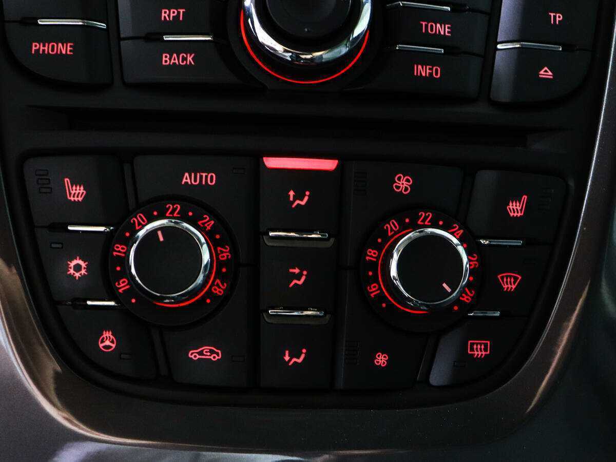 Купить Опель Астра, 2012, 86 297 км.. Фото: #12