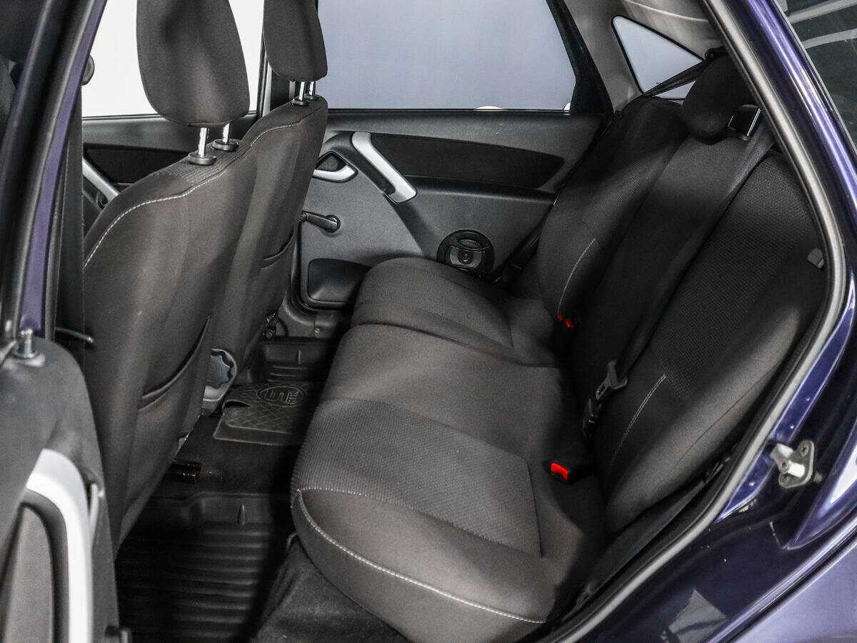 Купить Лада (ВАЗ) Гранта, 2015, 225 426 км.. Фото: #9