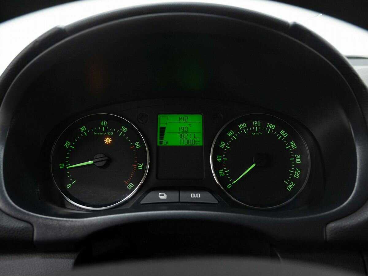 Купить Шкода Фабия, 2013, 78 211 км.. Фото: #15