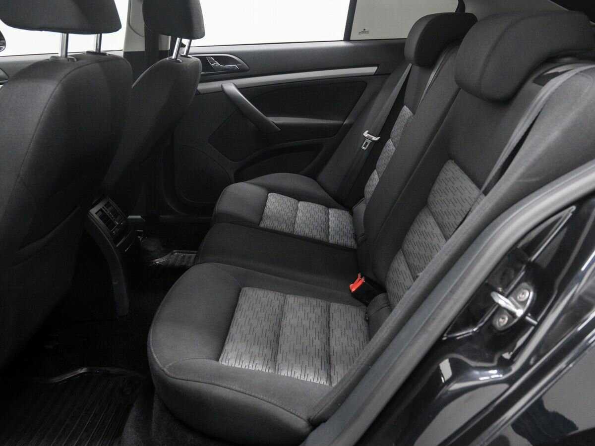 Купить Шкода Октавия, 2012, 165 701 км.. Фото: #10