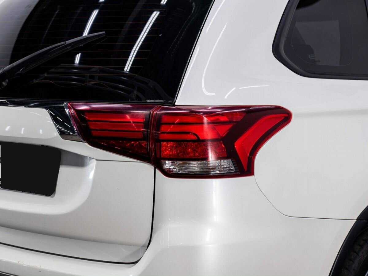 Купить Митсубиши Оутлэндер, 2018, 165 115 км.. Фото: #23