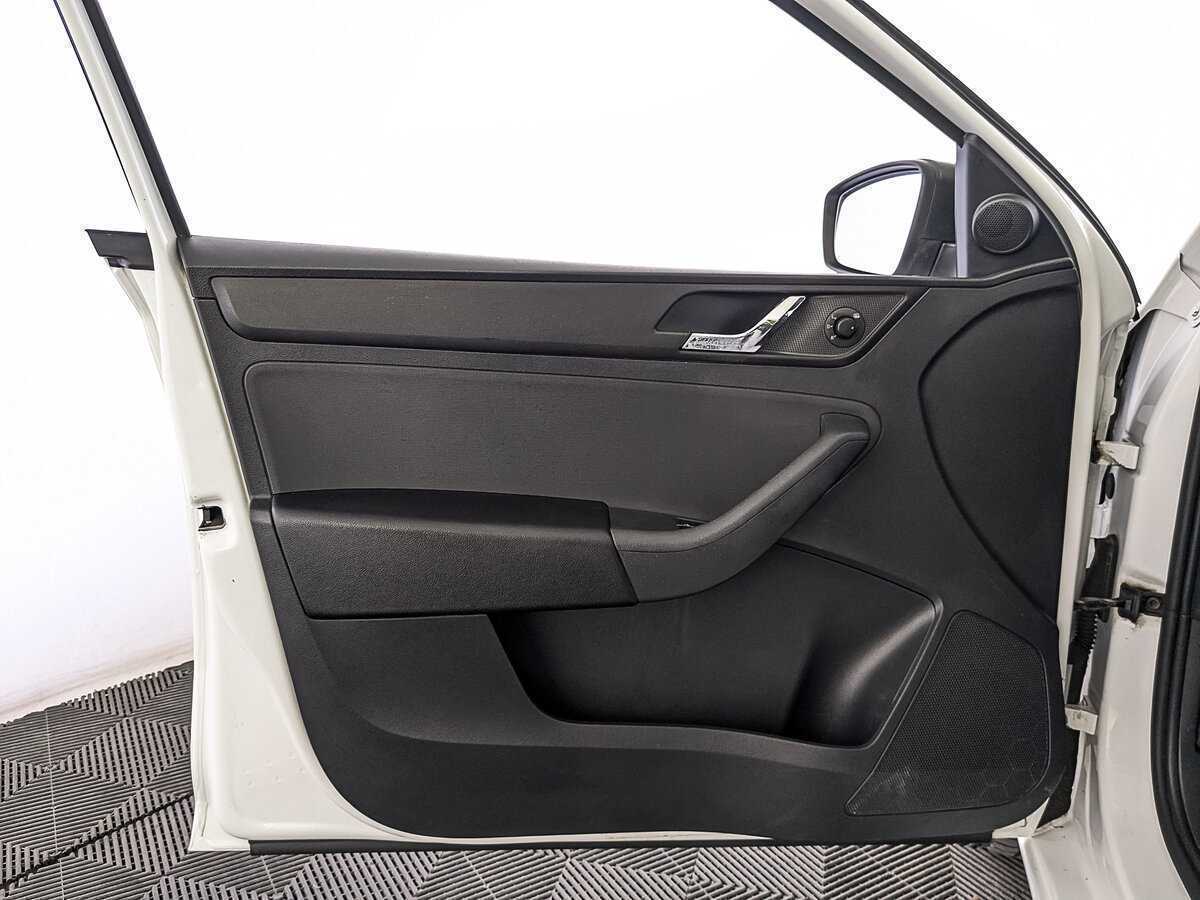 Купить Шкода Рапид, 2017, 174 056 км.. Фото: #17