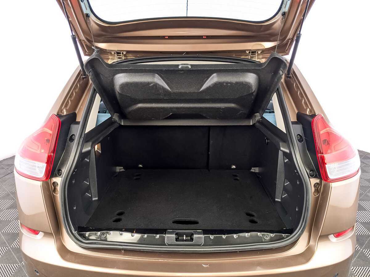 Купить Лада (ВАЗ) ИКСРЭЙ, 2017, 96 796 км.. Фото: #9