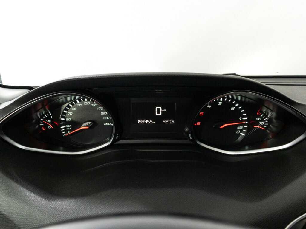 Купить Пежо 308, 2018, 193 294 км.. Фото: #11