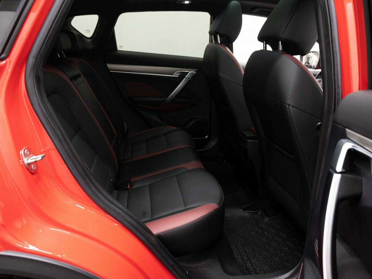 Купить Джили Кулрэй, 2021, 45 000 км.. Фото: #9