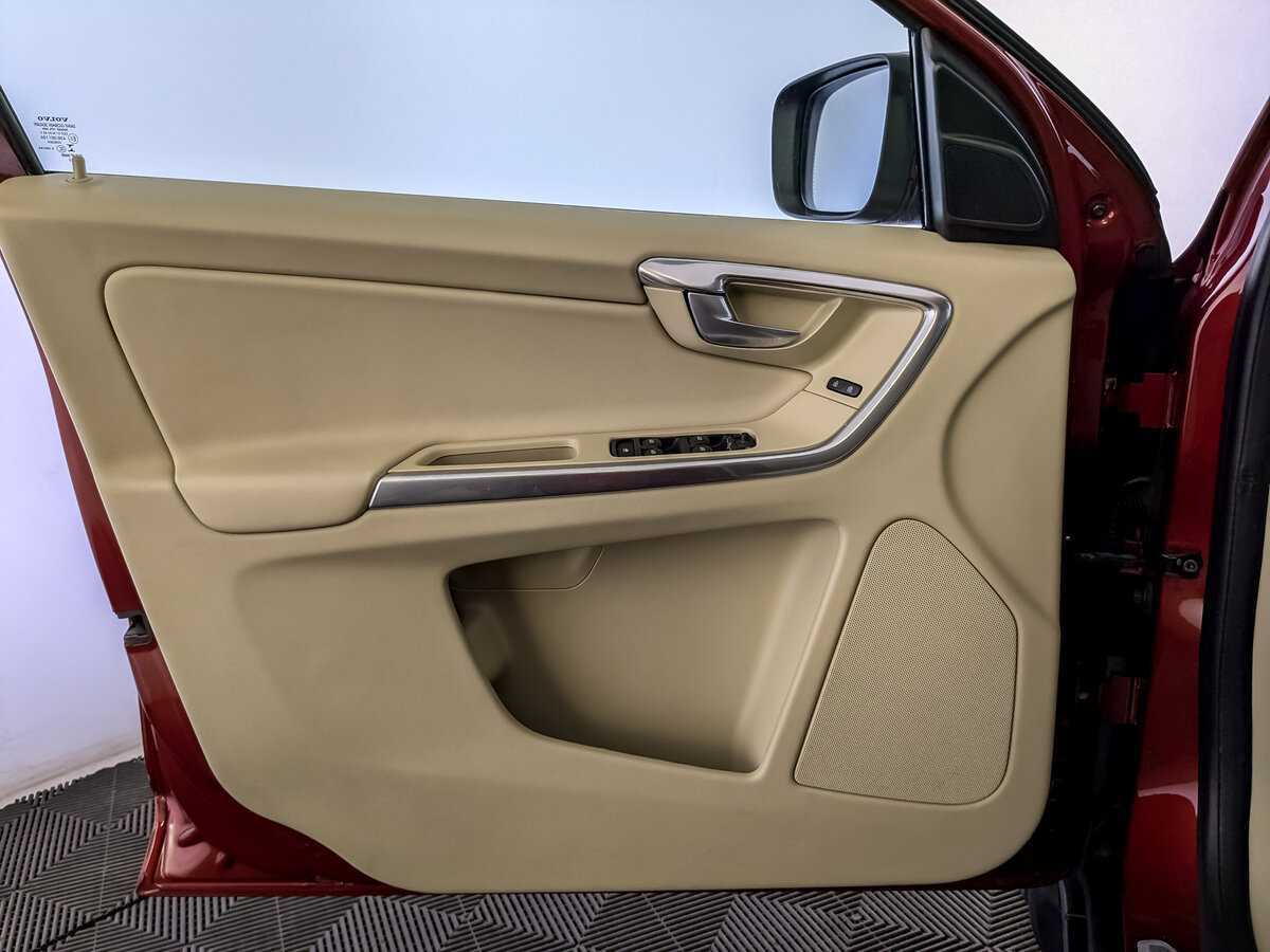 Купить Вольво ИксЦ60, 2013, 169 570 км.. Фото: #16