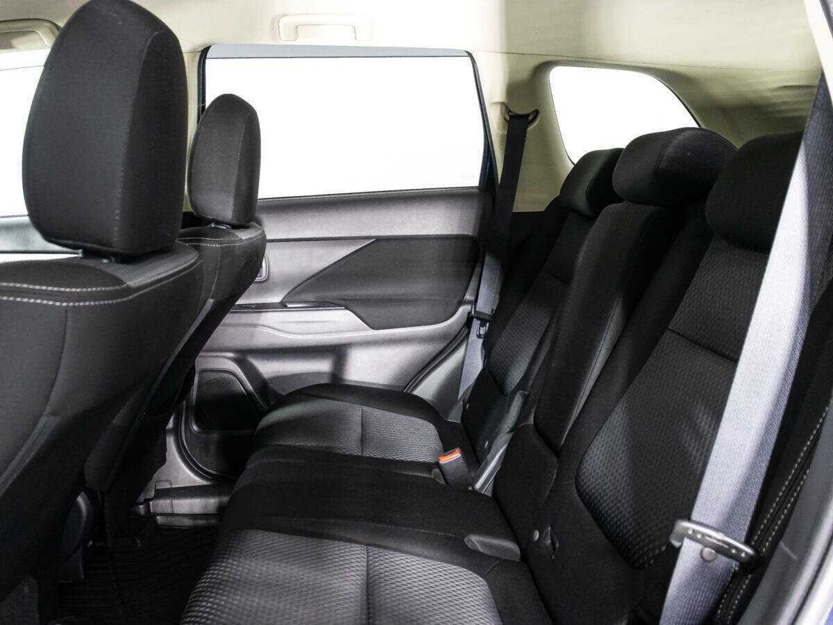 Купить Митсубиши Оутлэндер, 2018, 147 456 км.. Фото: #9