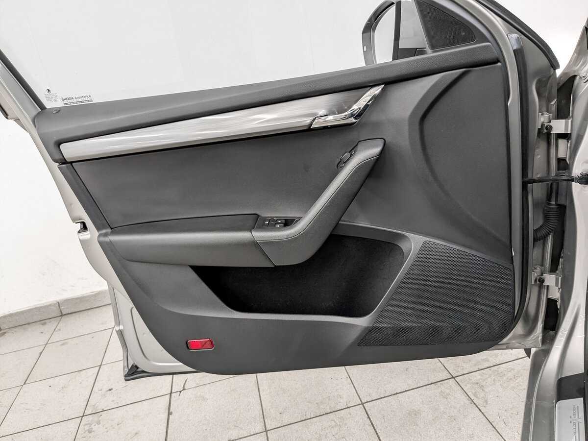 Купить Шкода Октавия, 2020, 95 429 км.. Фото: #16