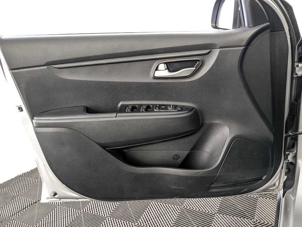 Купить Киа Рио, 2020, 188 567 км.. Фото: #17