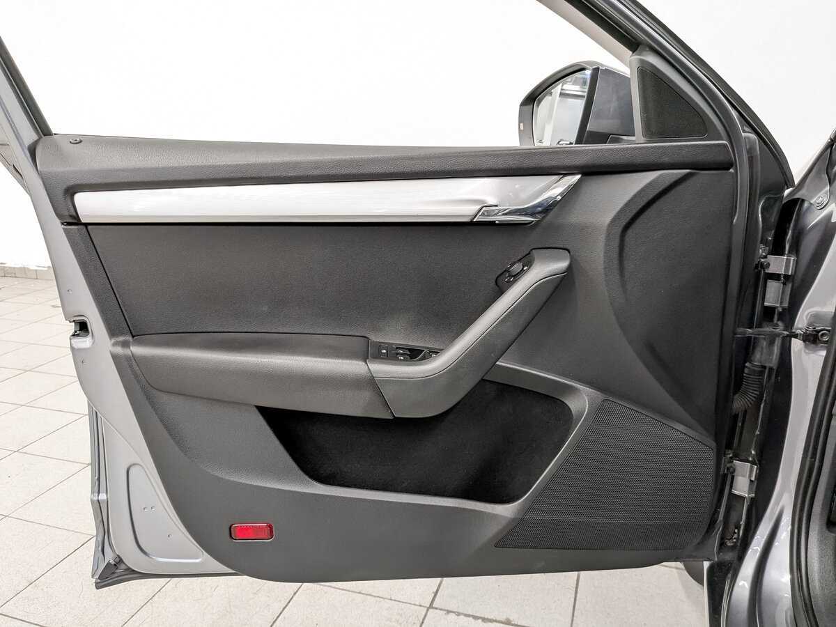 Купить Шкода Октавия, 2016, 229 395 км.. Фото: #18