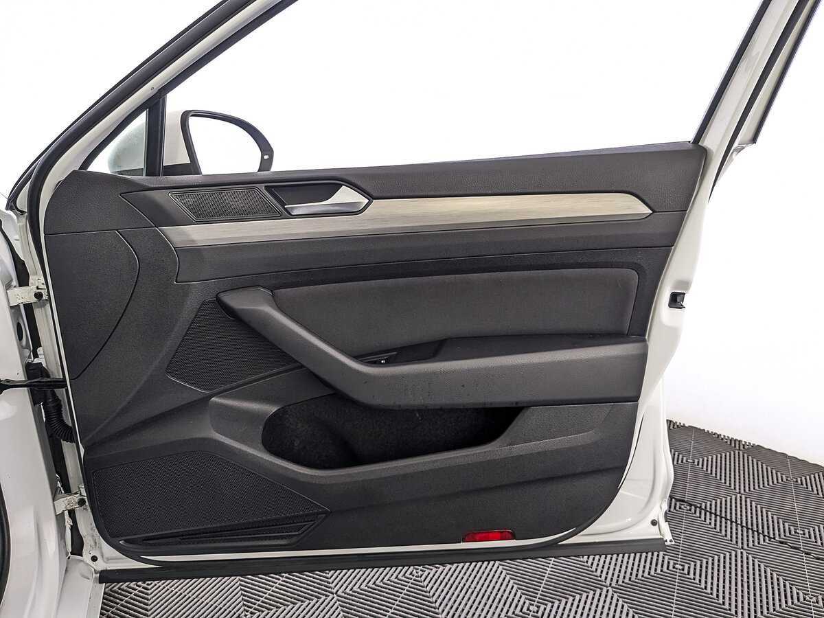 Купить Фольксваген Пассат, 2017, 120 532 км.. Фото: #24