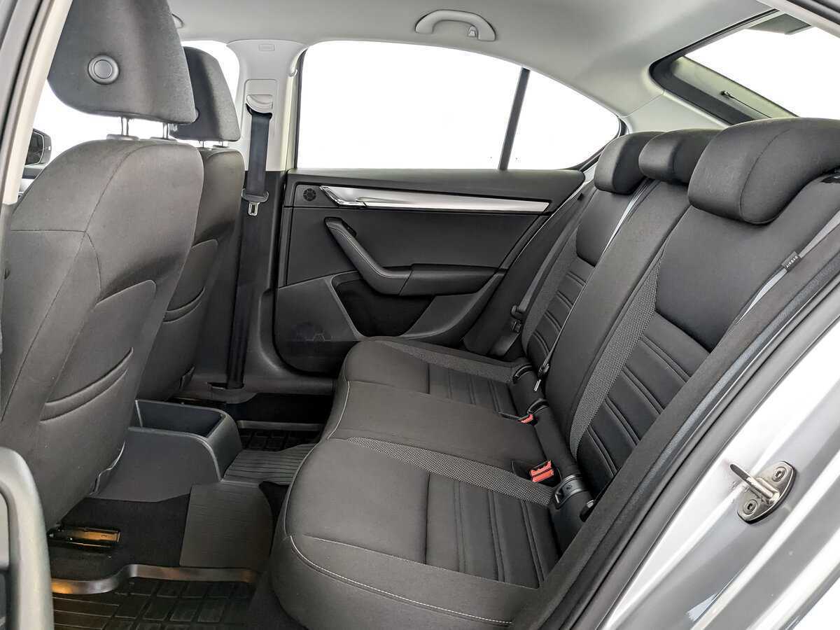 Купить Шкода Октавия, 2018, 116 735 км.. Фото: #11