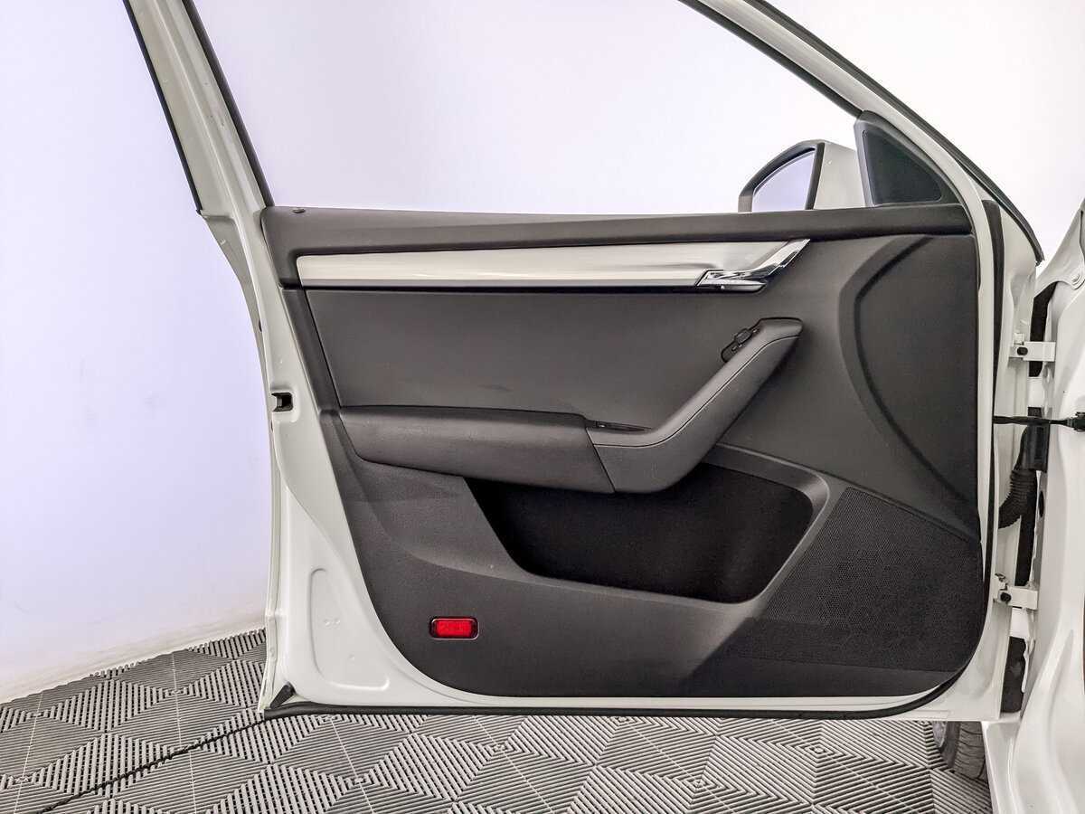 Купить Шкода Октавия, 2018, 162 046 км.. Фото: #18