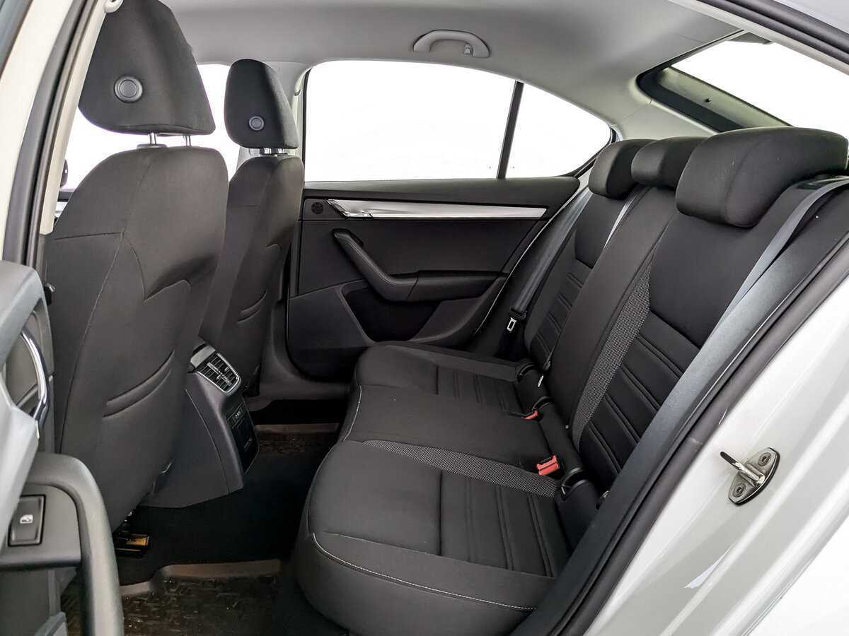 Купить Шкода Октавия, 2019, 114 137 км.. Фото: #10