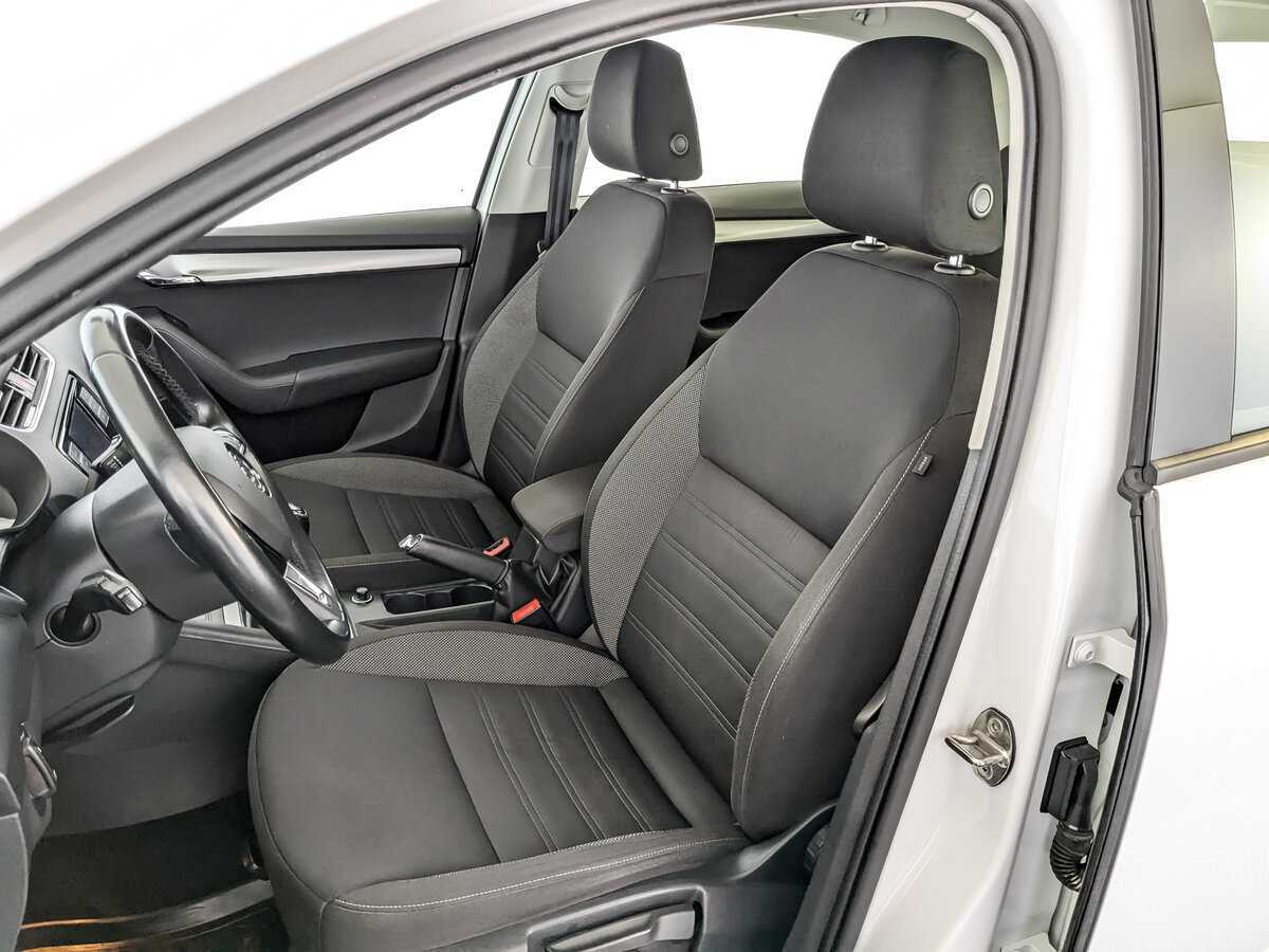 Купить Шкода Октавия, 2019, 147 437 км.. Фото: #18