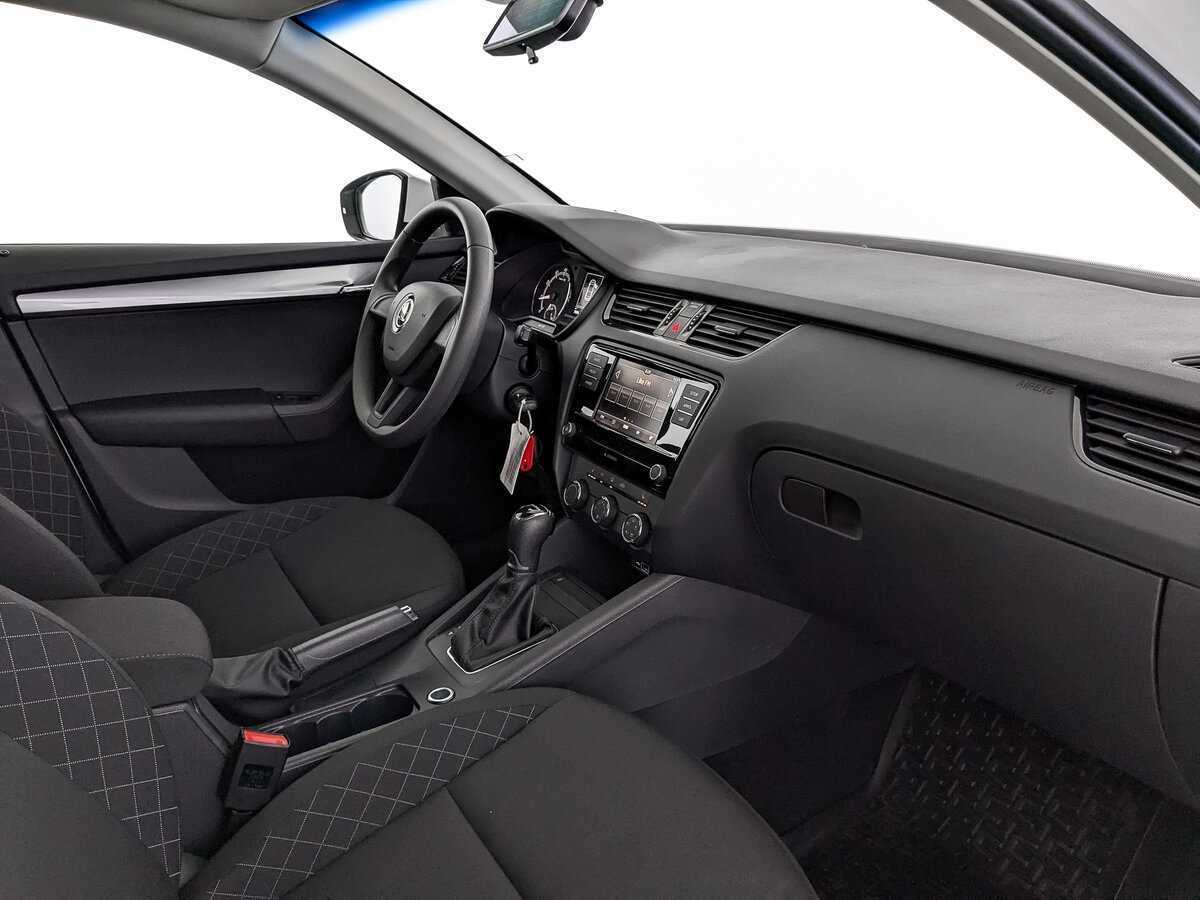 Купить Шкода Октавия, 2019, 79 692 км.. Фото: #10