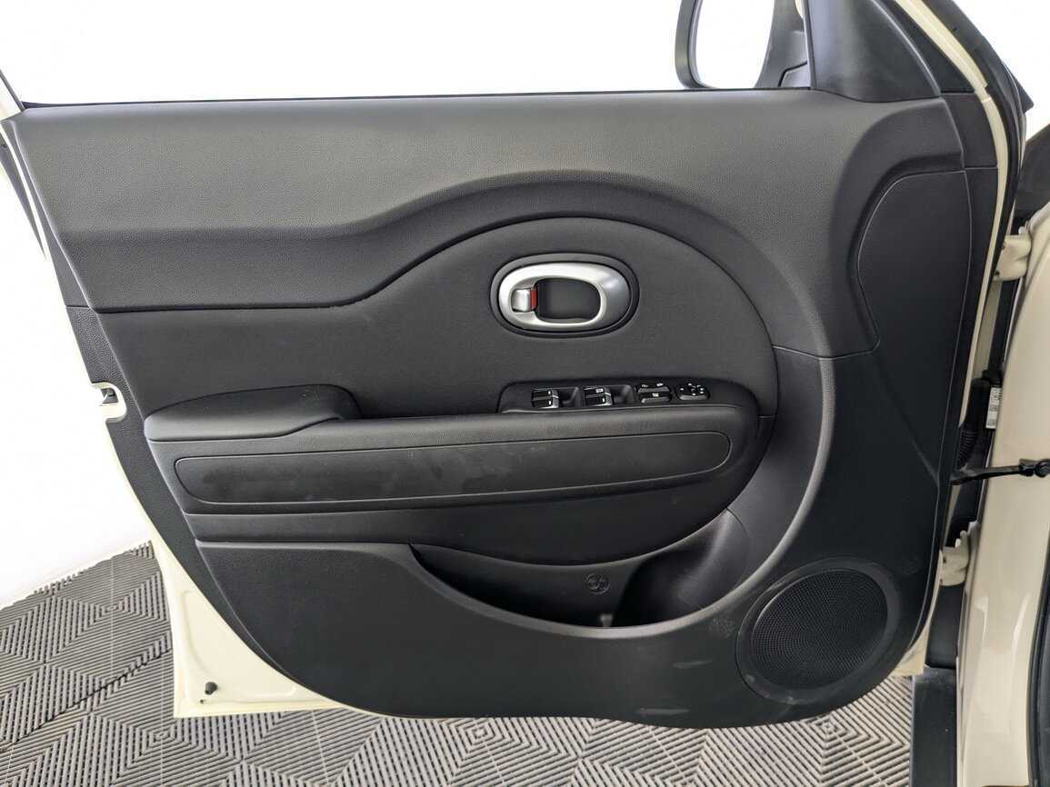 Купить Киа Соул, 2018, 35 629 км.. Фото: #16