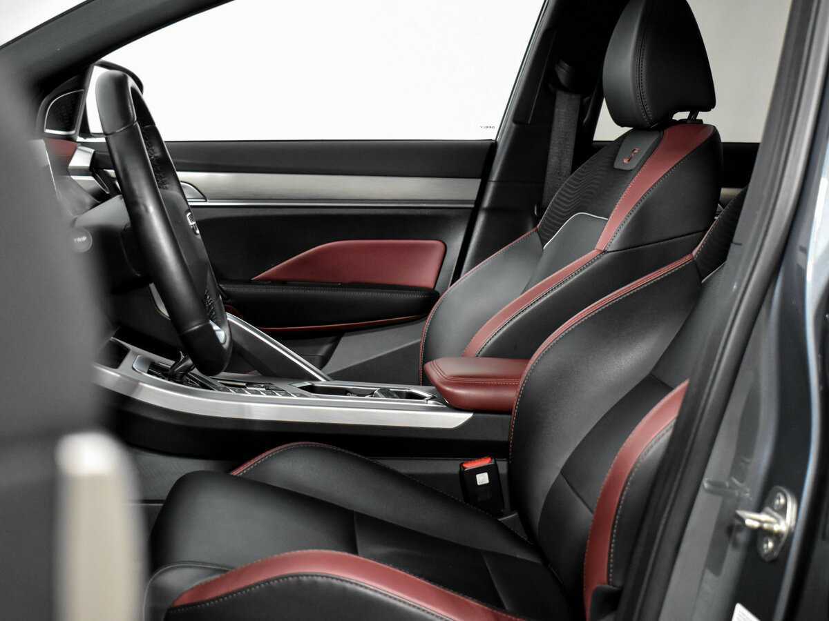 Купить Джили Кулрэй, 2021, 82 572 км.. Фото: #15