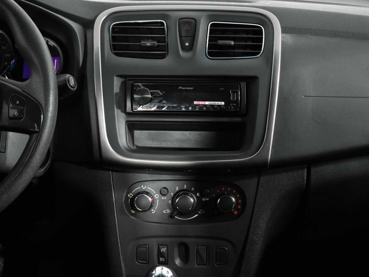 Купить Рено Сандеро, 2017, 48 489 км.. Фото: #13