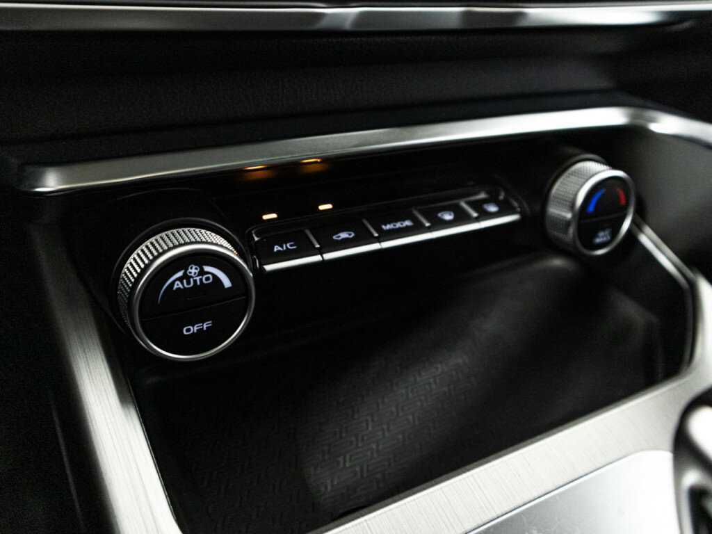 Купить Джили Кулрэй, 2020, 69 399 км.. Фото: #14