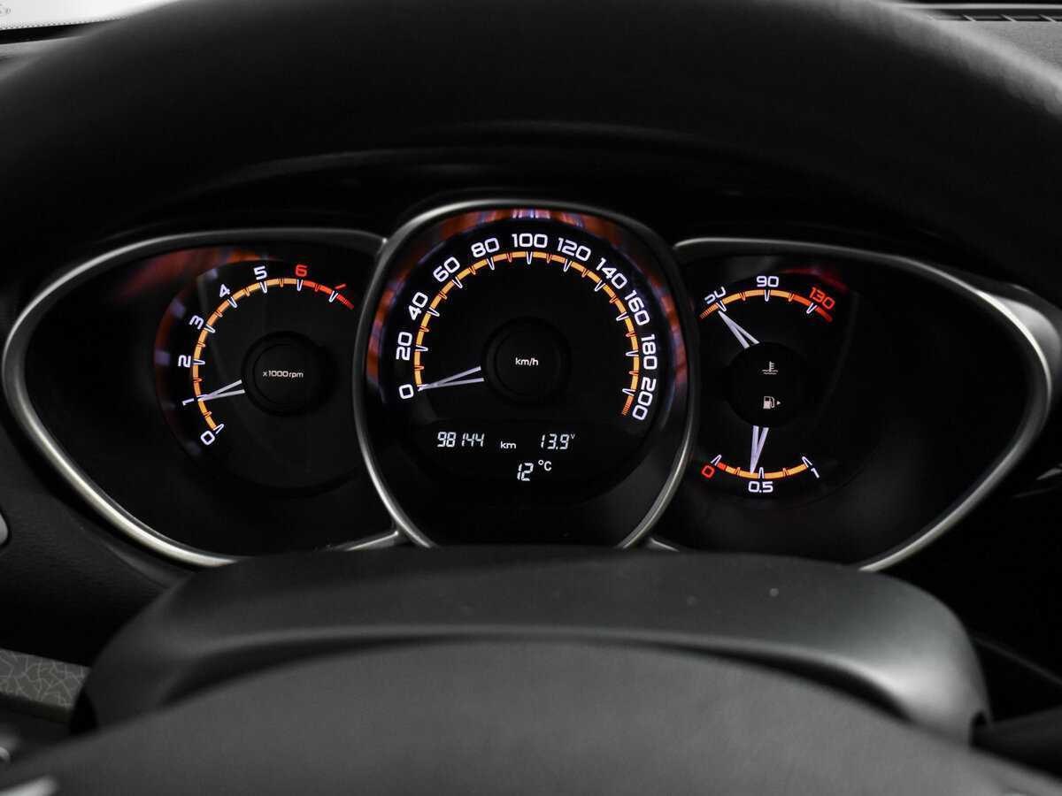 Купить Лада (ВАЗ) Веста, 2019, 98 004 км.. Фото: #17