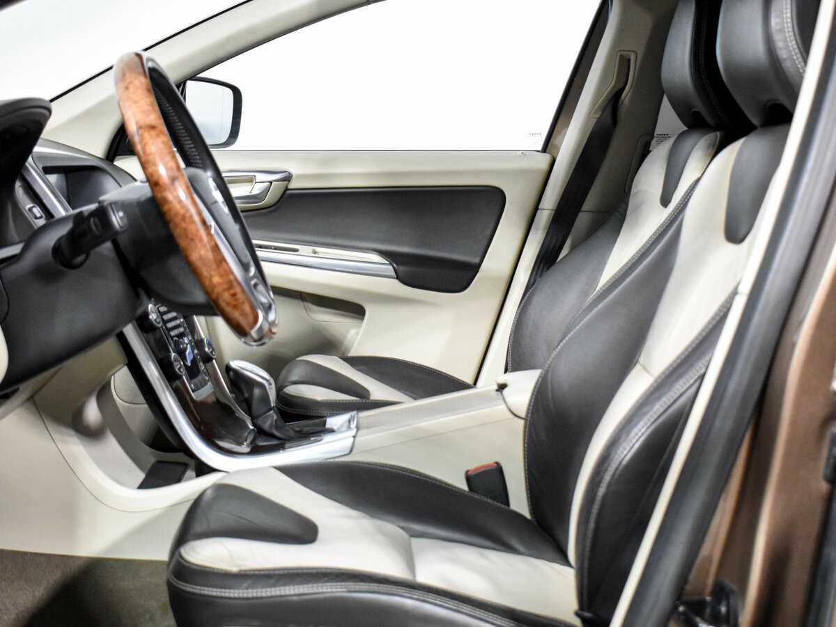 Купить Вольво ИксЦ60, 2012, 163 350 км.. Фото: #9