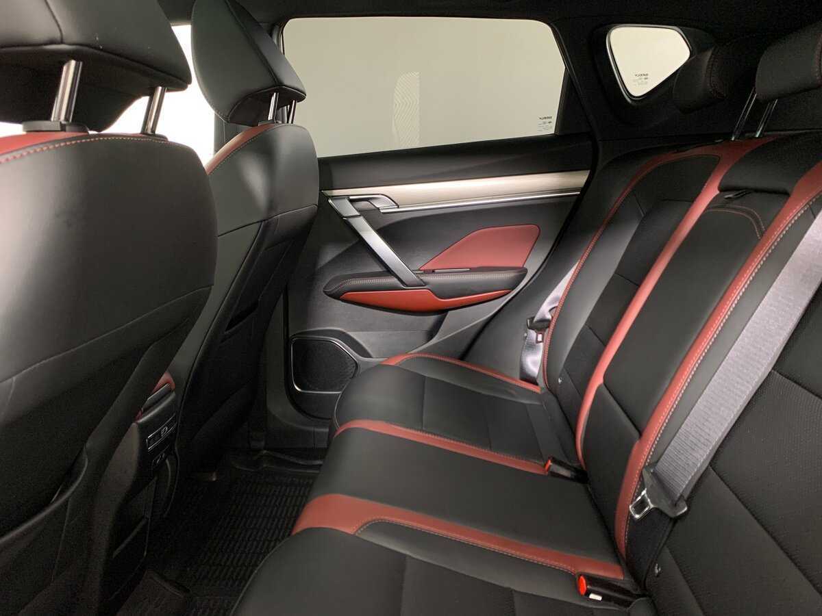 Купить Джили Кулрэй, 2020, 66 652 км.. Фото: #19