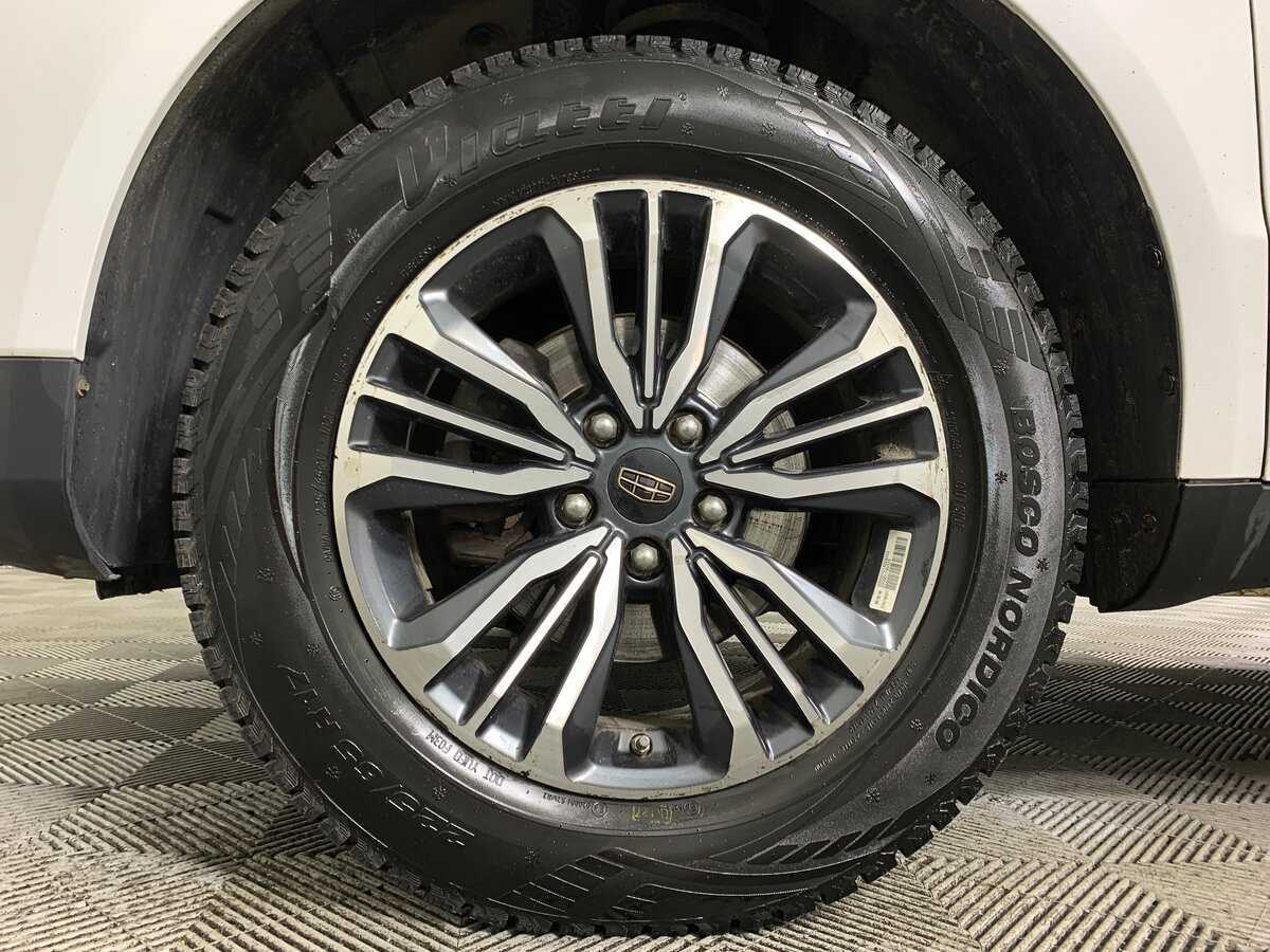 Купить Джили Эмгранд Икс7, 2020, 196 245 км.. Фото: #8