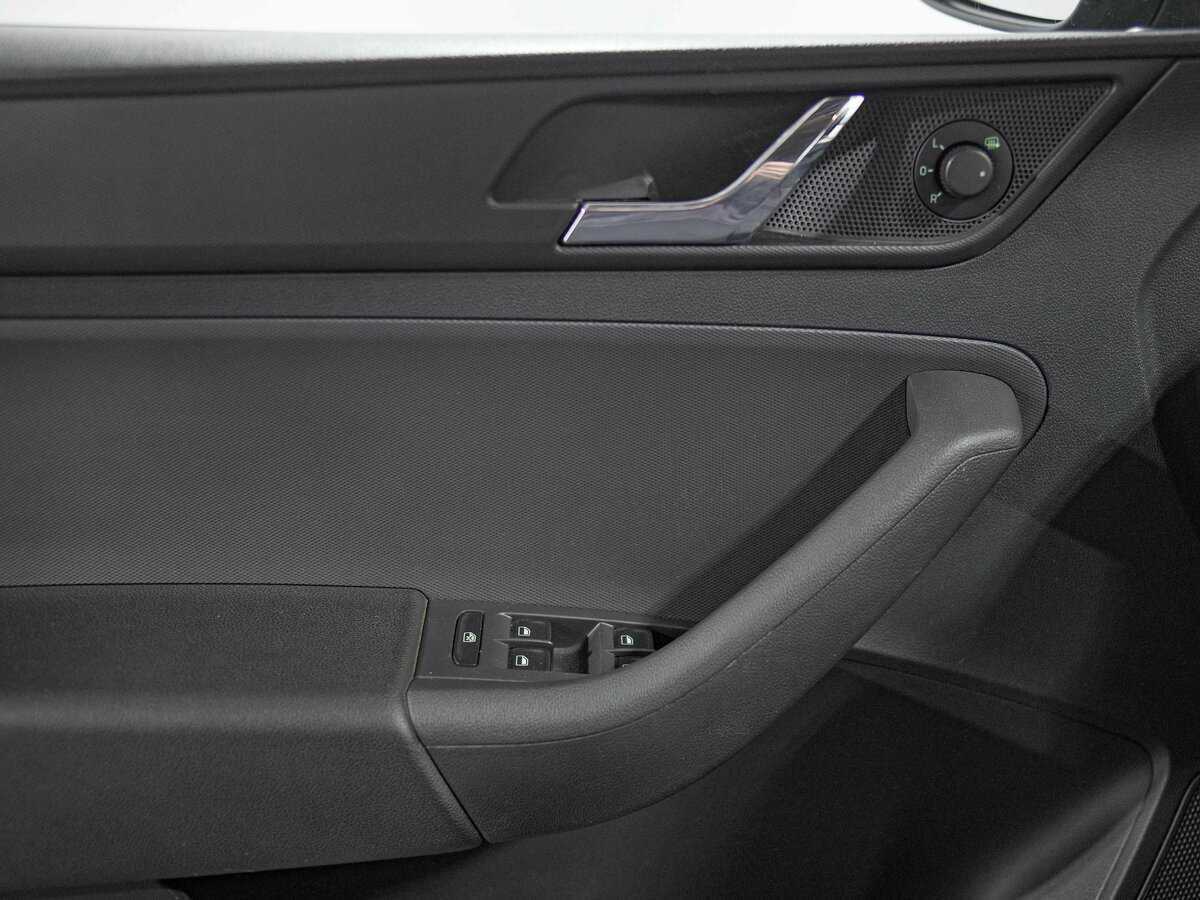 Купить Шкода Рапид, 2015, 175 439 км.. Фото: #10