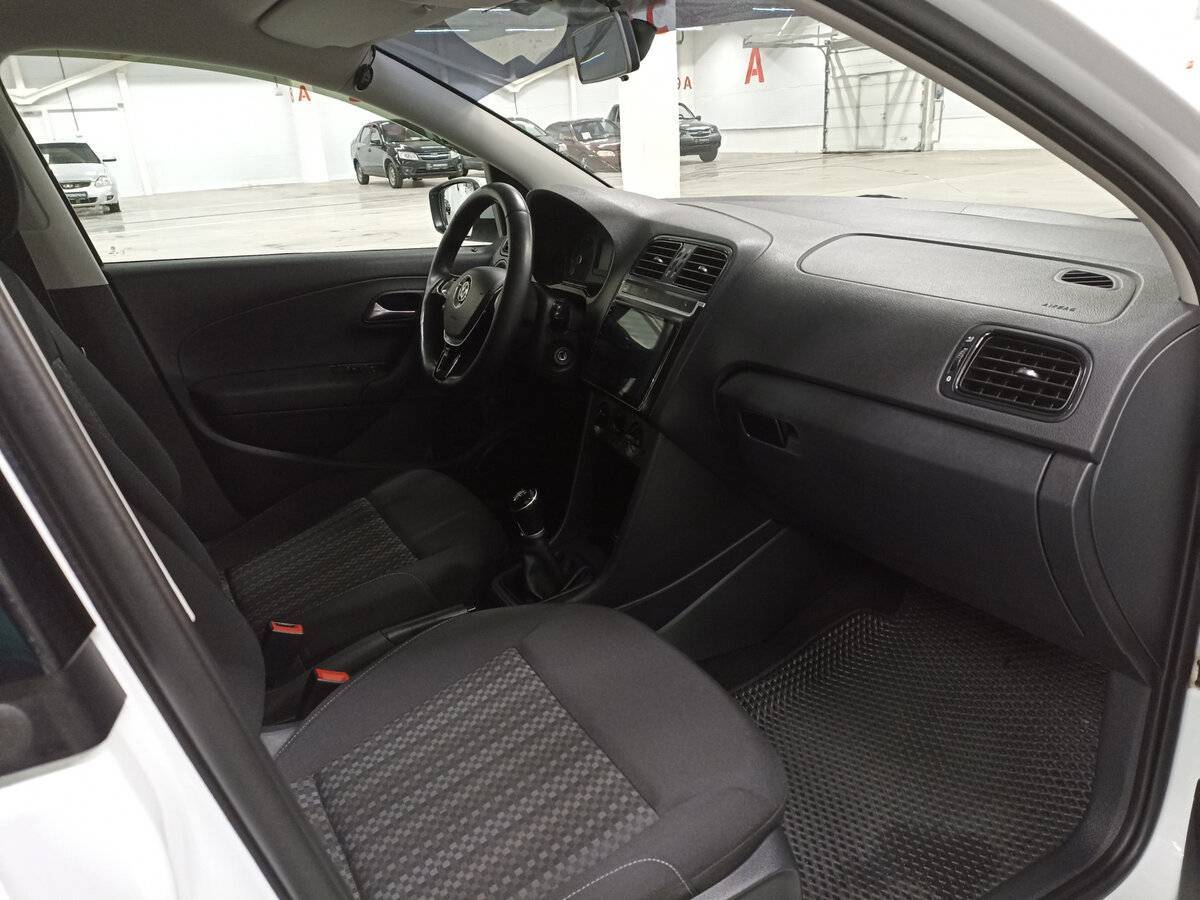 Купить Фольксваген Поло, 2016, 194 123 км.. Фото: #10