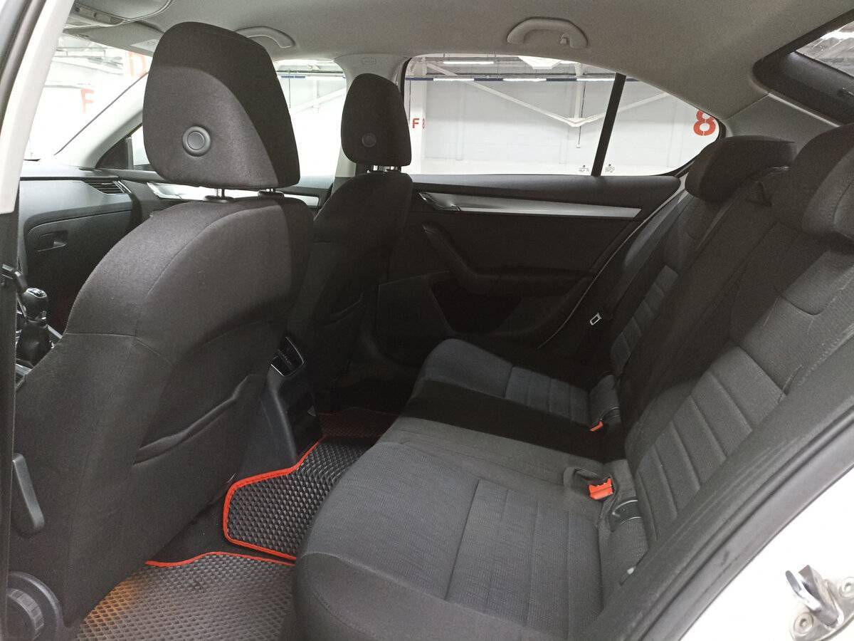 Купить Шкода Октавия, 2013, 260 225 км.. Фото: #11