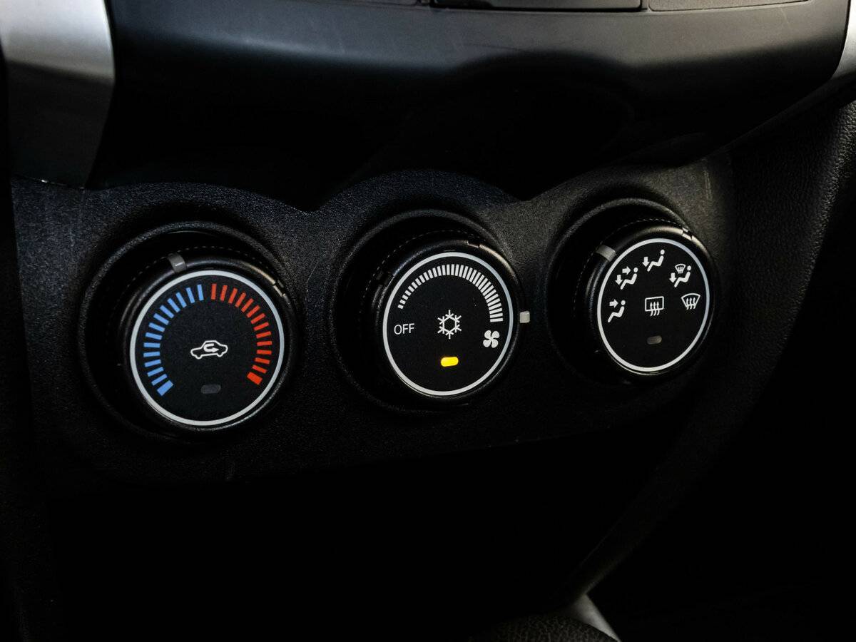 Купить Митсубиши АС-Икс, 2012, 145 929 км.. Фото: #10