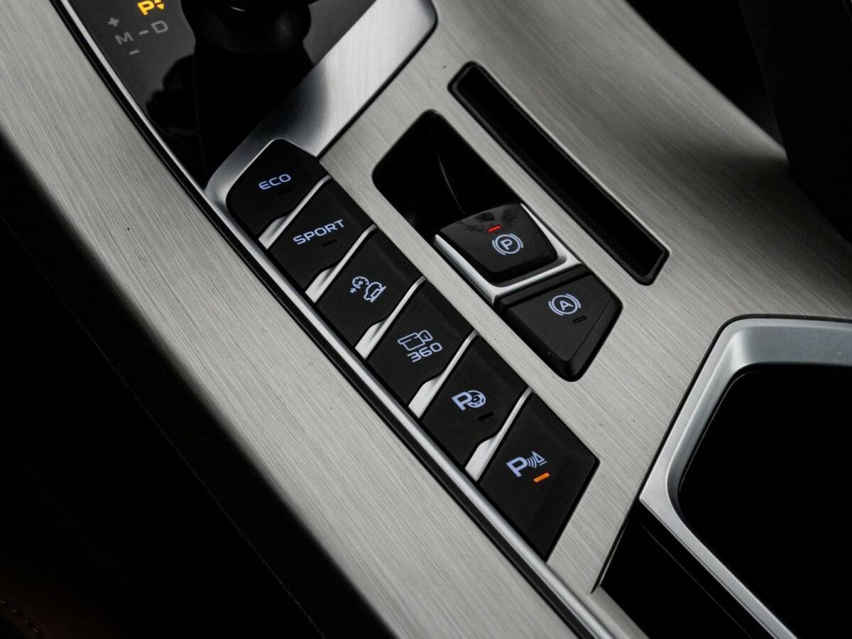 Купить Джили Кулрэй, 2021, 40 667 км.. Фото: #13