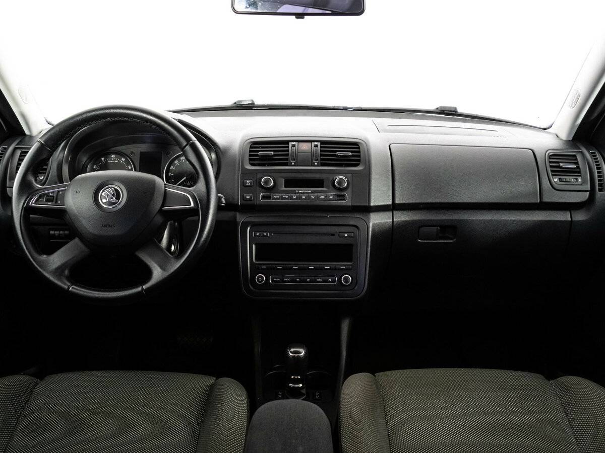 Купить Шкода Фабия, 2013, 102 111 км.. Фото: #9