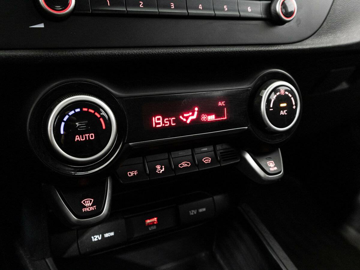 Купить Киа Рио, 2020, 80 213 км.. Фото: #17