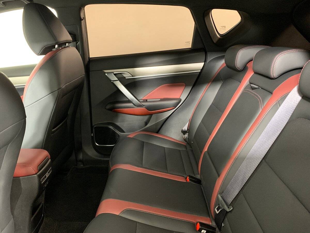 Купить Джили Кулрэй, 2021, 67 803 км.. Фото: #18