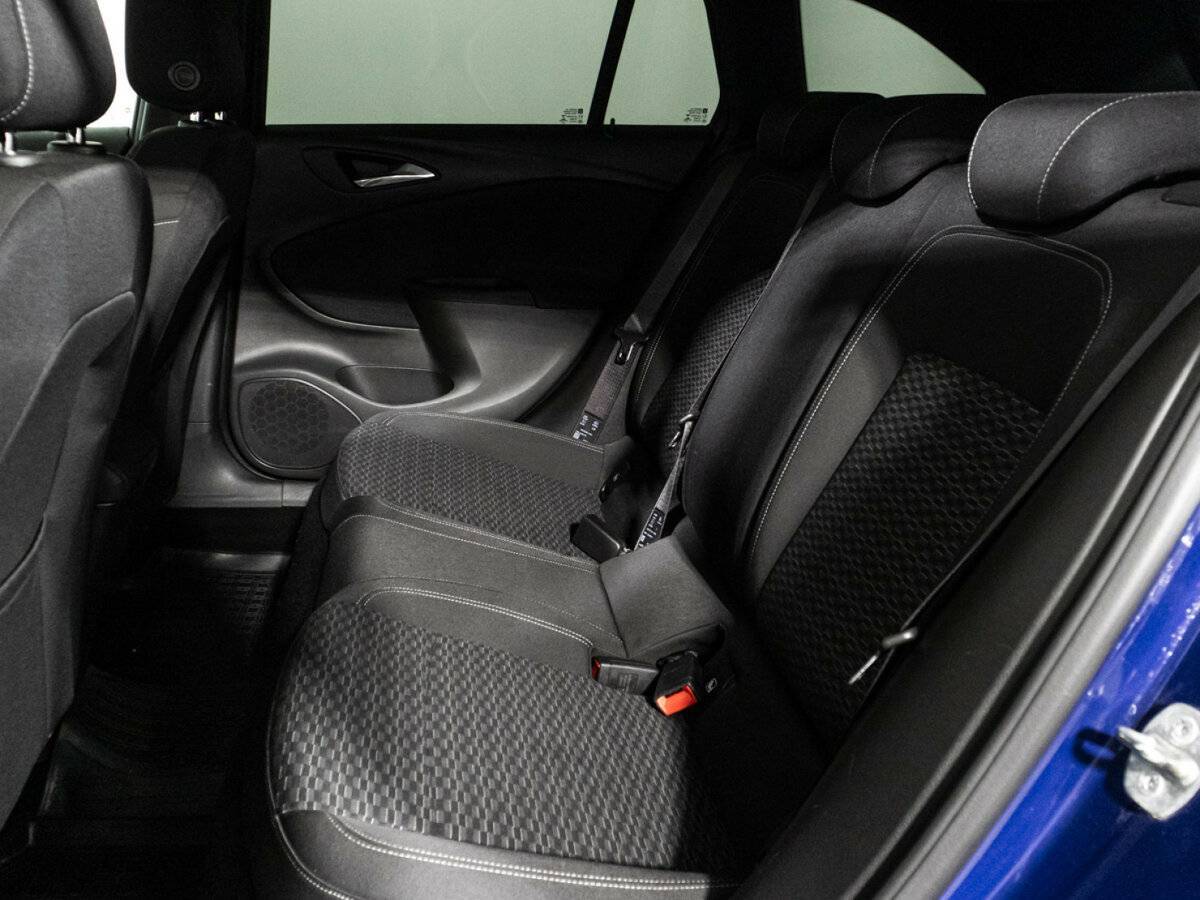 Купить Опель Астра, 2019, 129 160 км.. Фото: #9