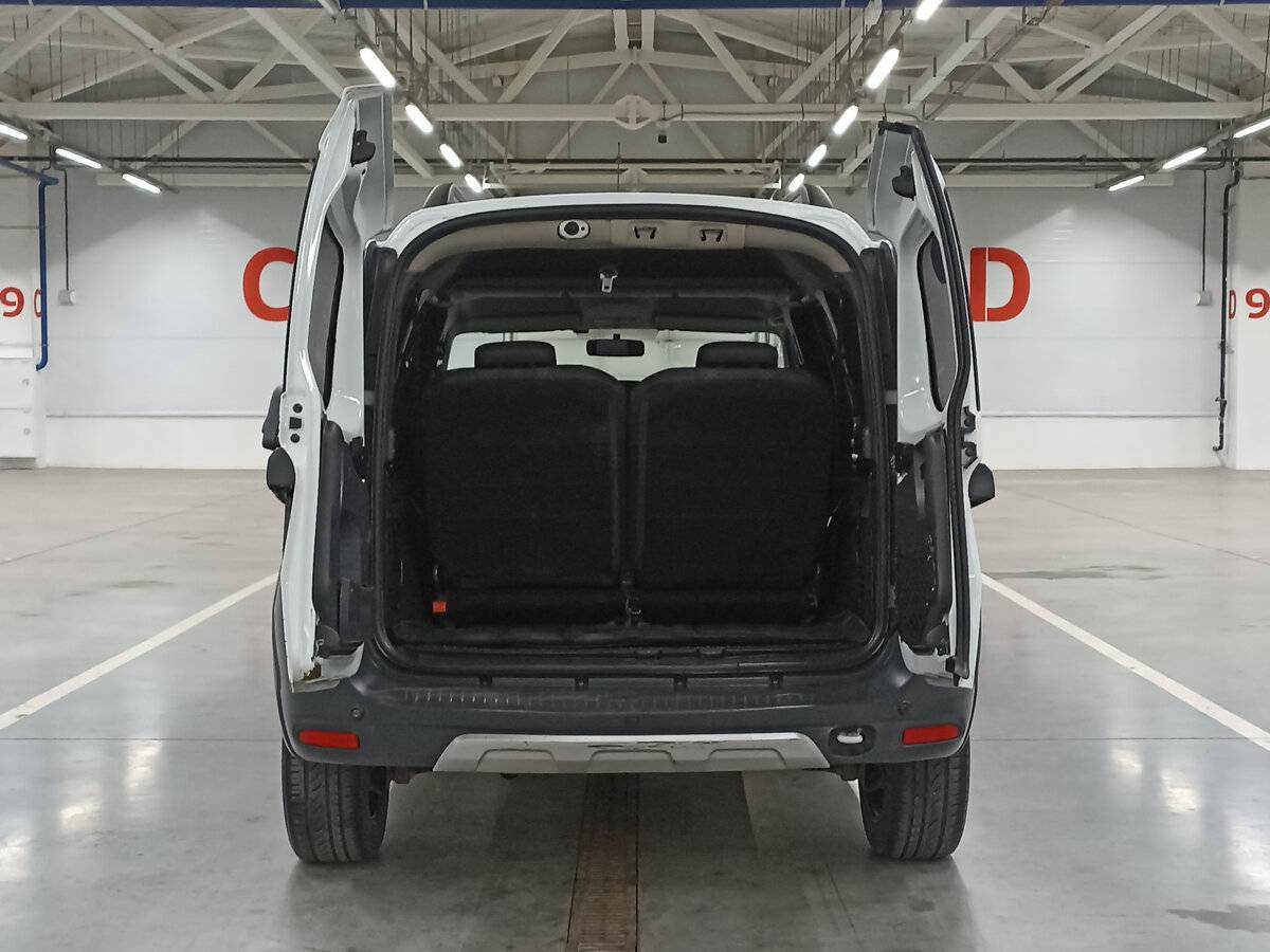 Купить Лада (ВАЗ) Ларгус, 2017, 200 985 км.. Фото: #9