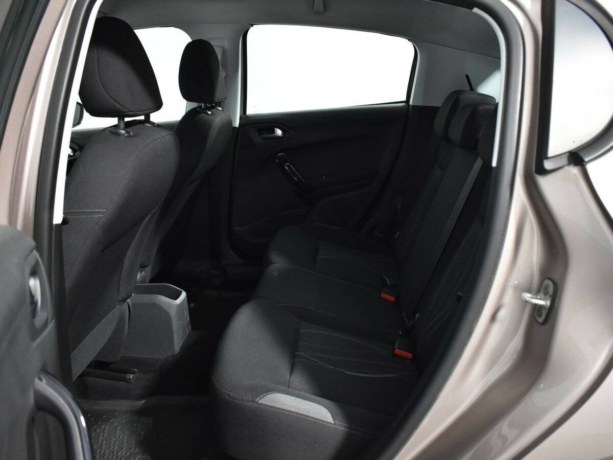 Купить Пежо 208, 2014, 130 000 км.. Фото: #11