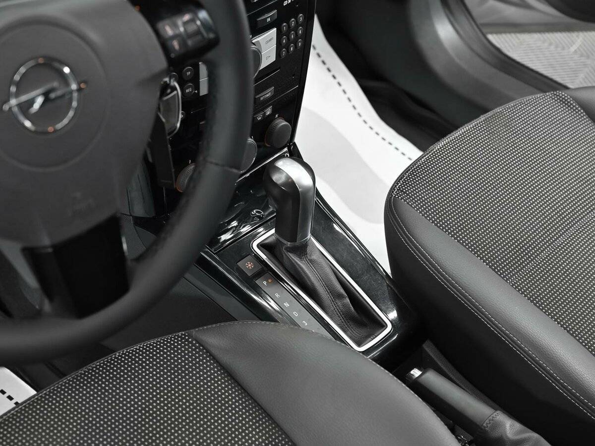 Купить Опель Астра, 2012, 182 000 км.. Фото: #9