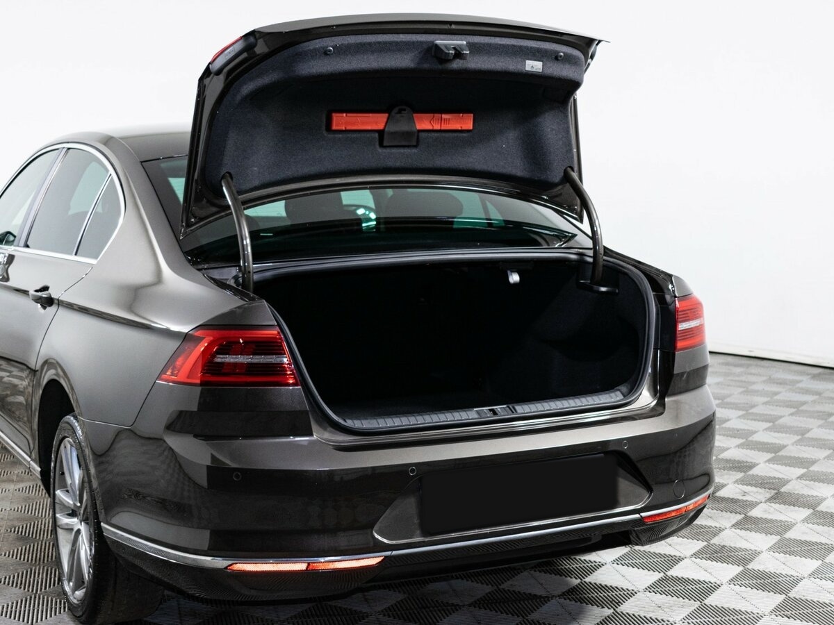 Купить Фольксваген Пассат, 2017, 97 768 км.. Фото: #5