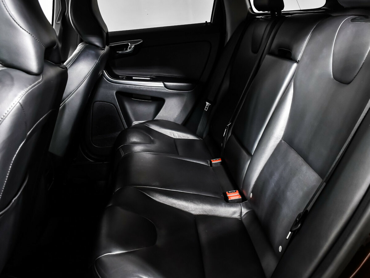 Купить Вольво ИксЦ60, 2015, 240 000 км.. Фото: #11