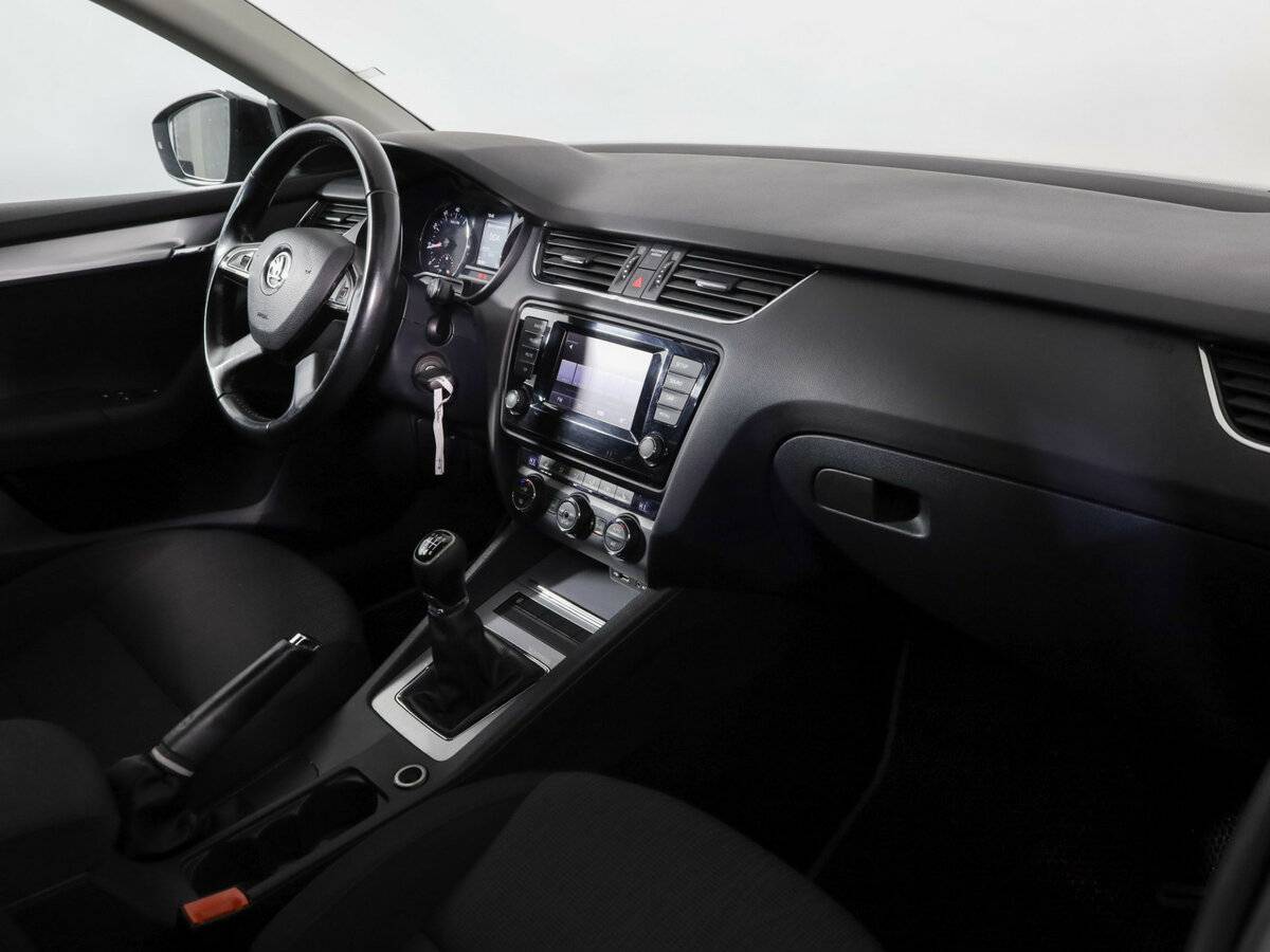 Купить Шкода Октавия, 2013, 202 479 км.. Фото: #10