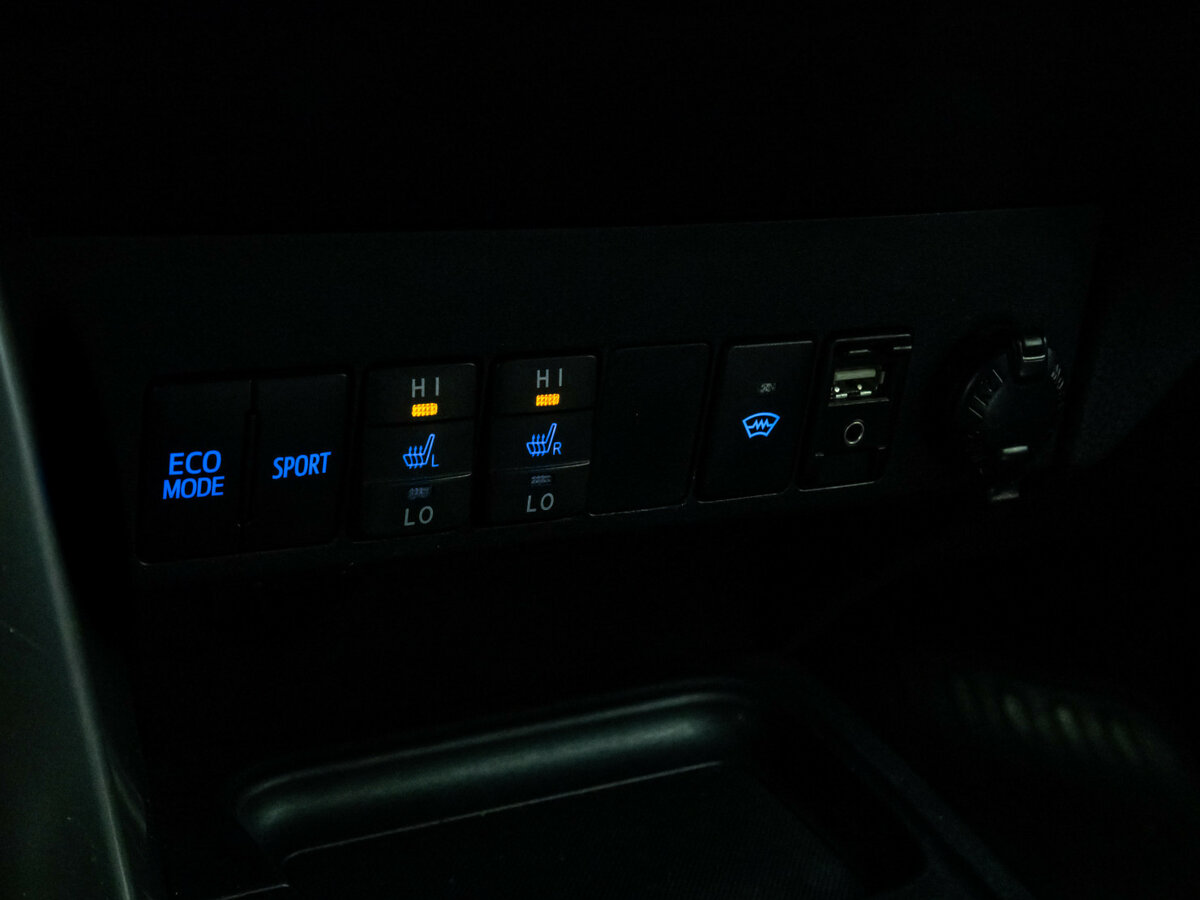 Купить Тойота Рав4, 2016, 118 908 км.. Фото: #10