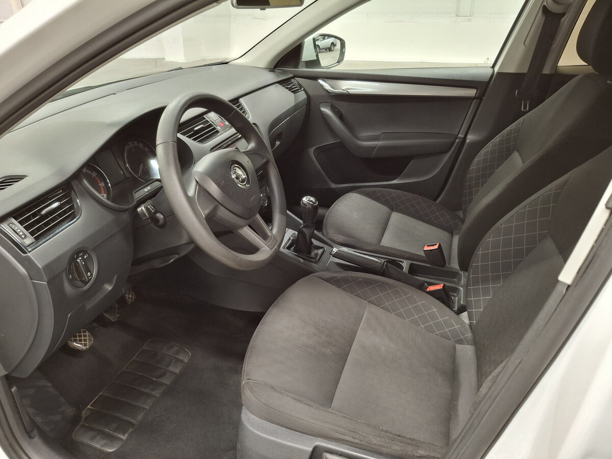 Купить Шкода Октавия, 2018, 227 203 км.. Фото: #15