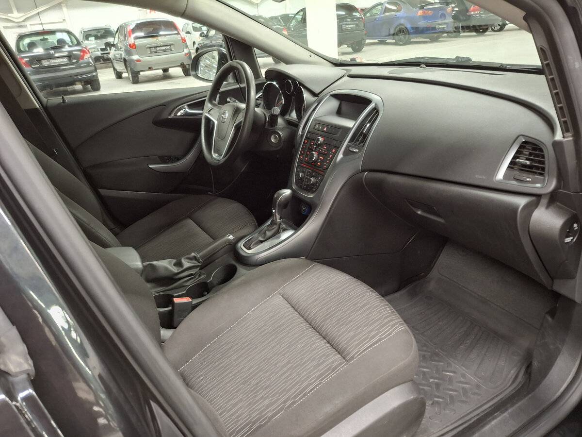 Купить Опель Астра, 2013, 173 682 км.. Фото: #10