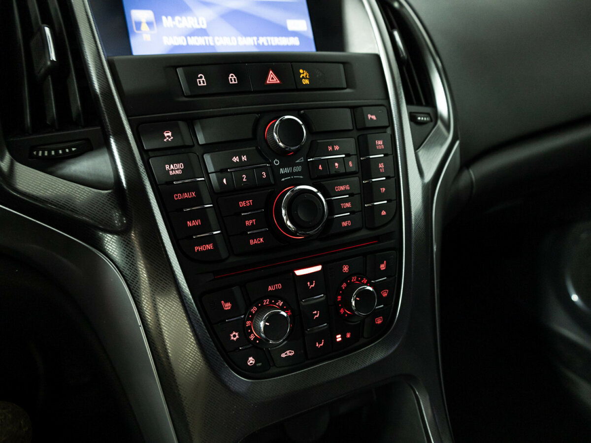 Купить Опель Астра, 2012, 122 744 км.. Фото: #16